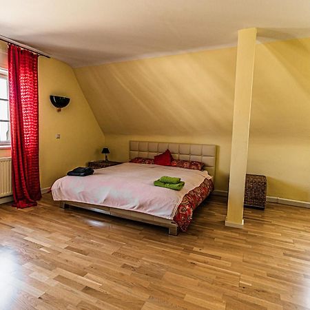 Saar Castle - Cozy Mansion Near Vineyard Villa Serrig Bagian luar foto