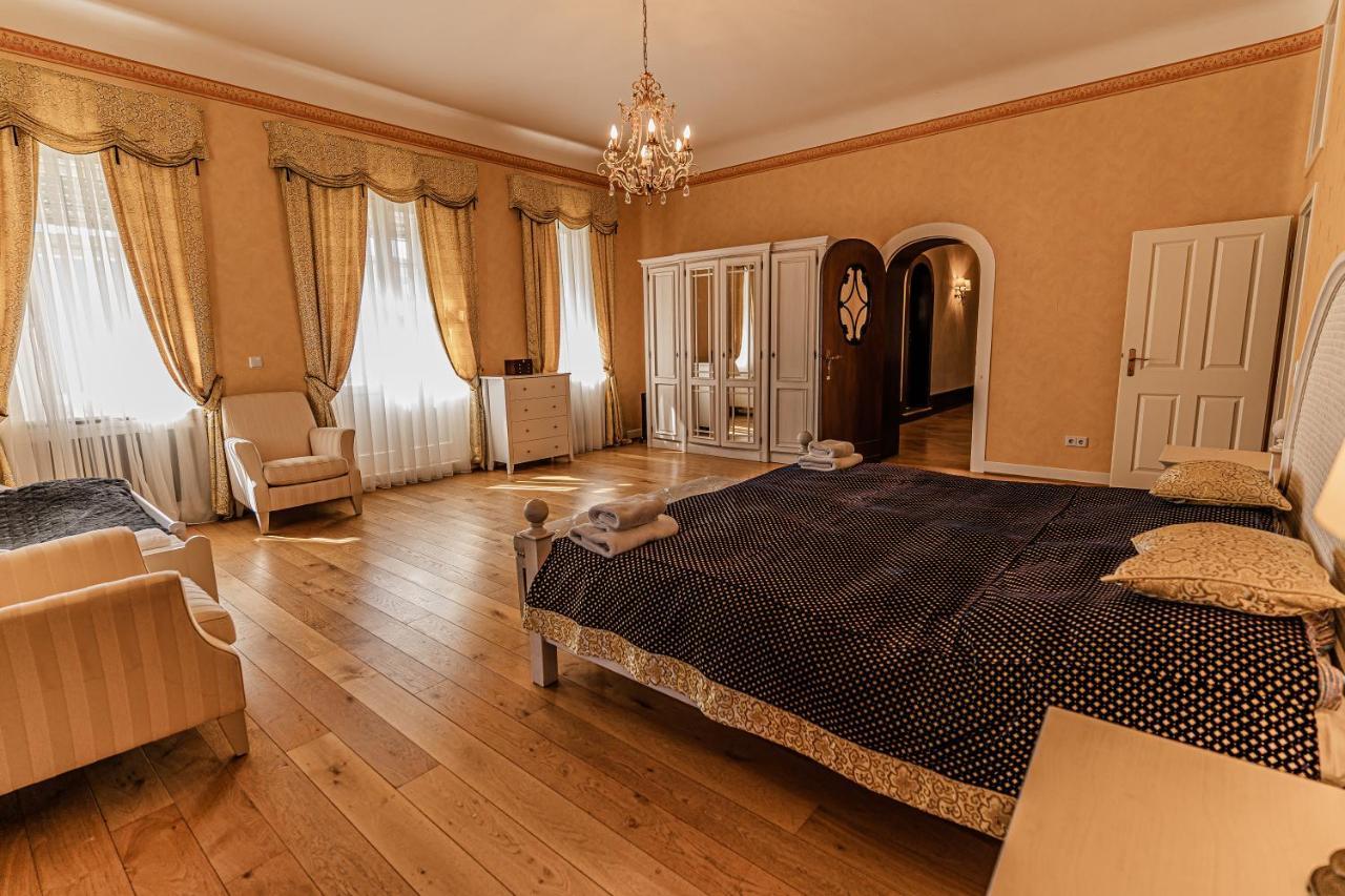 Saar Castle - Cozy Mansion Near Vineyard Villa Serrig Bagian luar foto