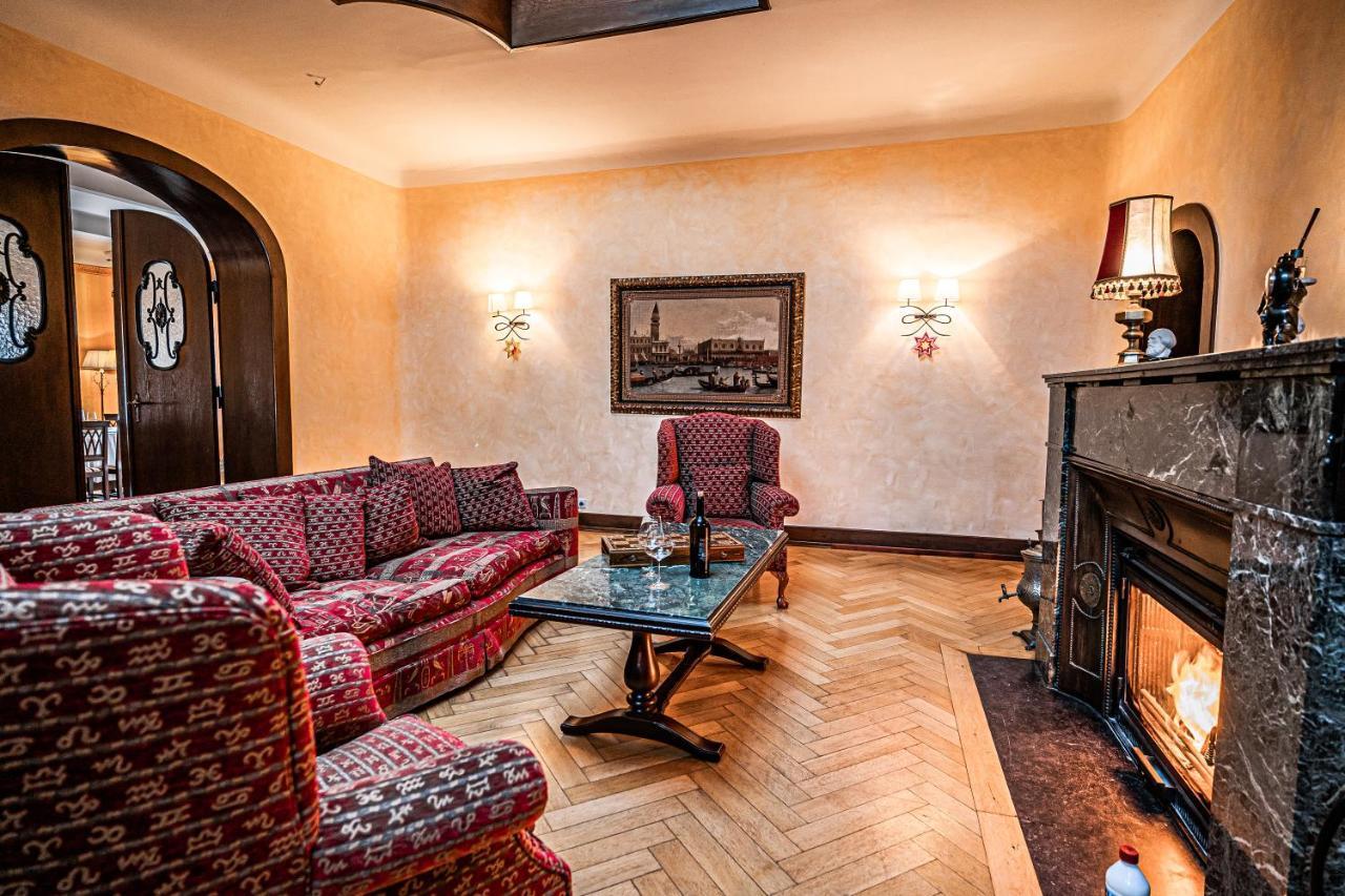 Saar Castle - Cozy Mansion Near Vineyard Villa Serrig Bagian luar foto