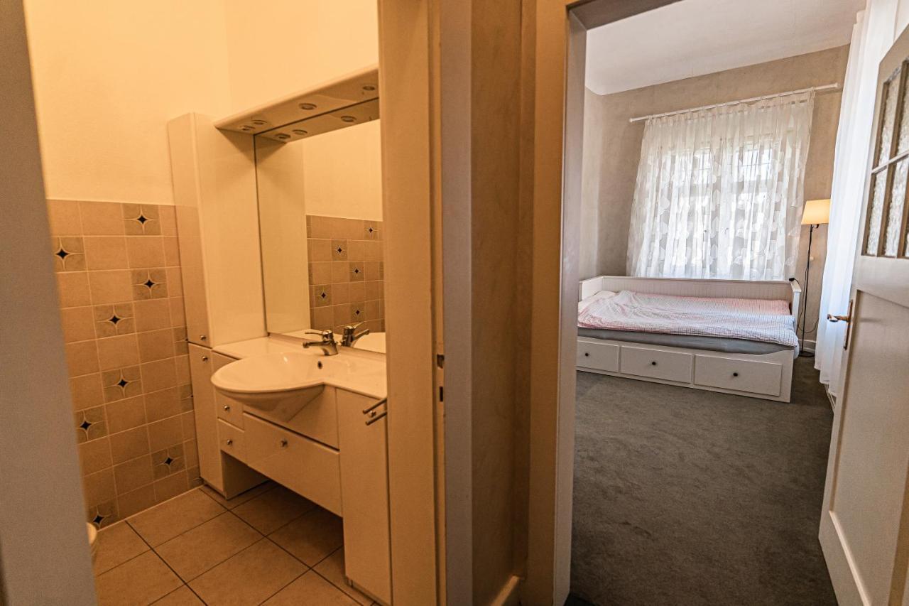 Saar Castle - Cozy Mansion Near Vineyard Villa Serrig Bagian luar foto